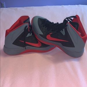 Nike basketball shoes: hyperquickness